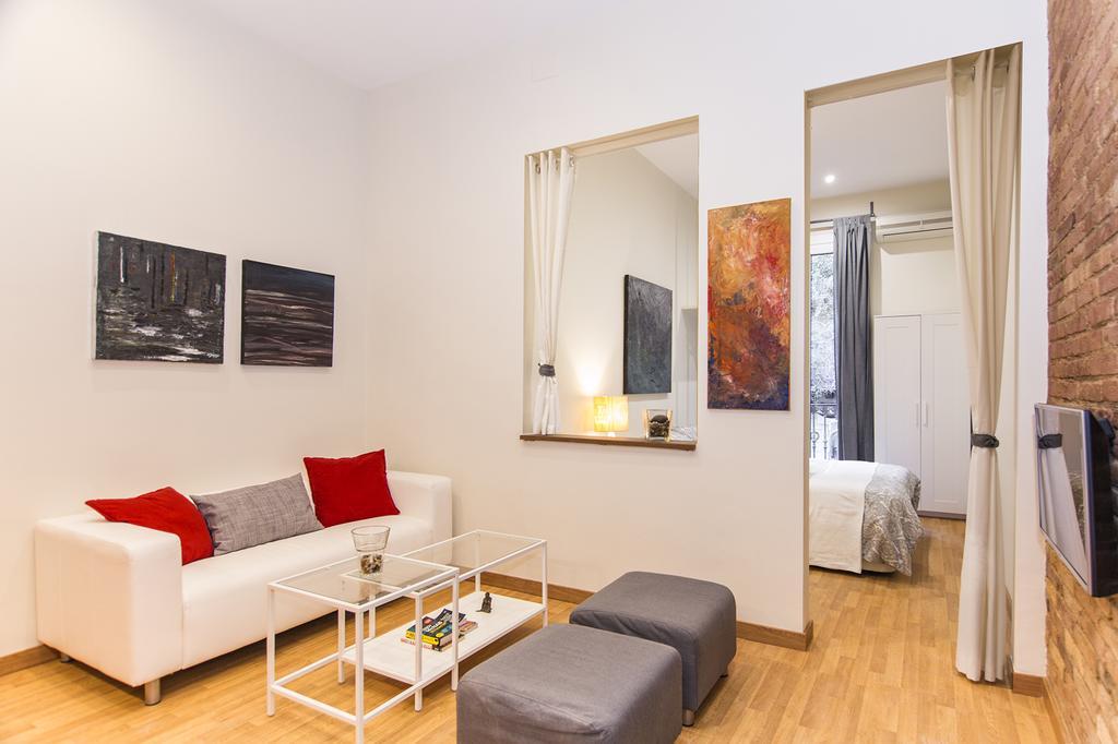 Art House Fira Apartments Барселона Экстерьер фото